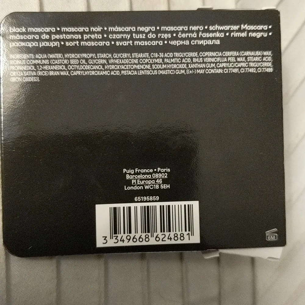 NWT Mascara - Picture 2 of 3